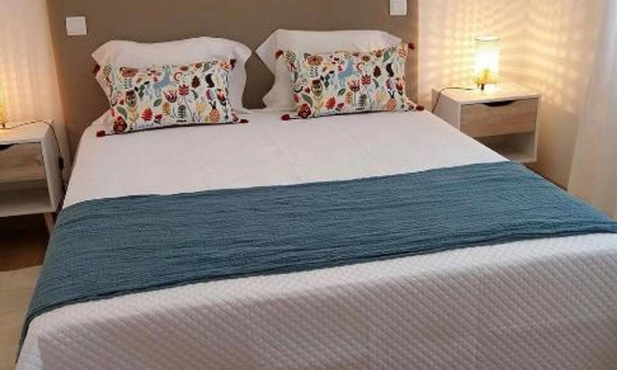 Fatima House | Casa com Alma | Queen Room | 5 min from Sanctuary
