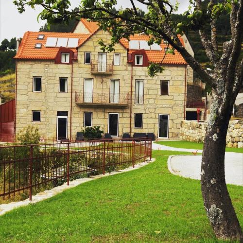 Loriga House | Casa da Fândega