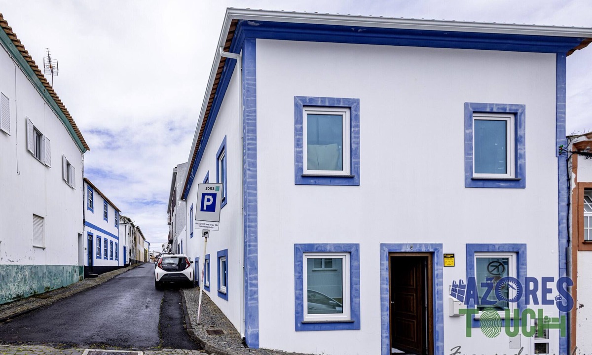 Praia da Vitoria Ski Chalet | Casa da Misericórdia