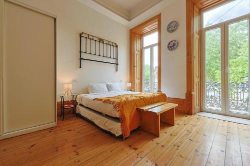 Se Nova House | Casa da Praça by PURUS