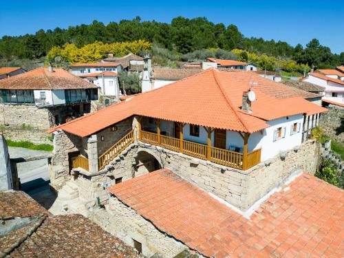 Valpacos Ski Chalet | Casa da Sequeirinha