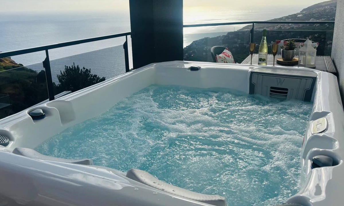 Calheta House | Casa das Abertas, Jacuzzi, Sea View & A/C