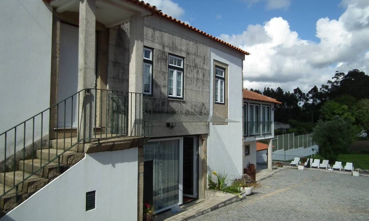 Rates House | Casa de Barqueiros - Six Bedroom House, Sleeps 14