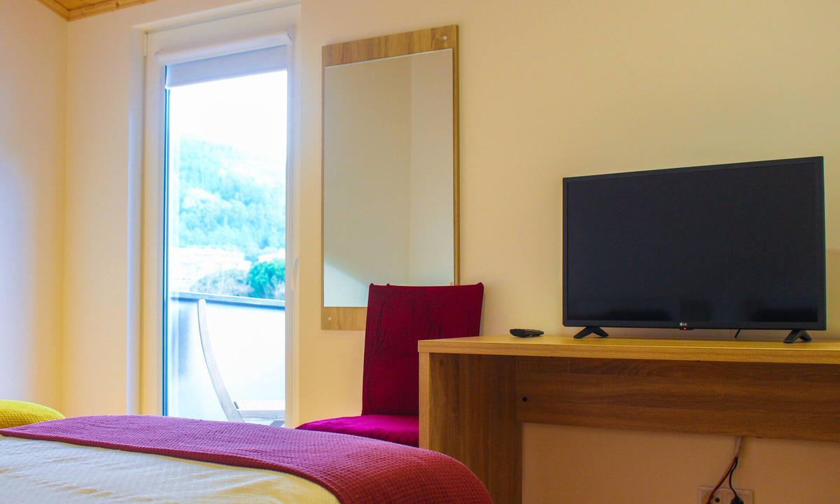 Gois Cottage | Casa de Campo Vale do Ceira, Quarto Twin. Na Bela e Pacata Vila de Góis