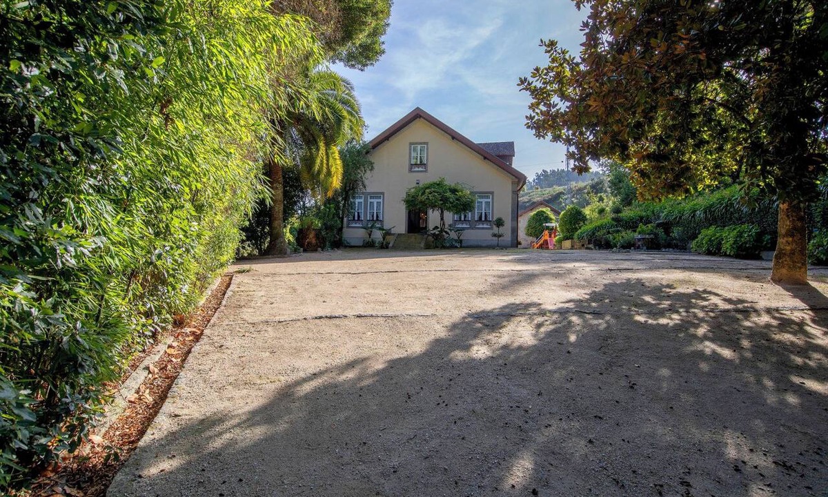 Felgueiras Cottage | Casa de Valdemar—A Royal House in the North: A Stunning and Cozy Vacation Home
