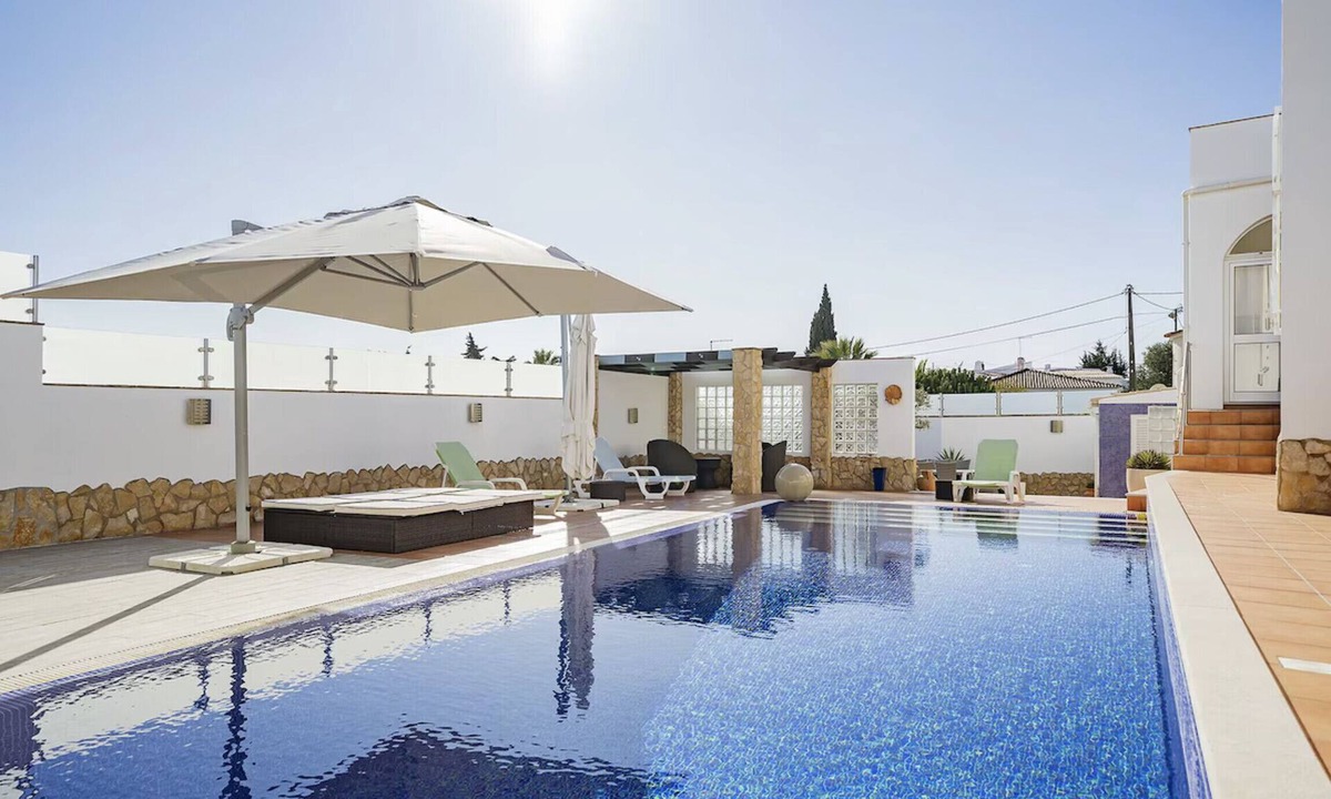 Sesmarias Villa | Casa Descoberta - Luxurious 4 Bedroom family Villa with heated pool