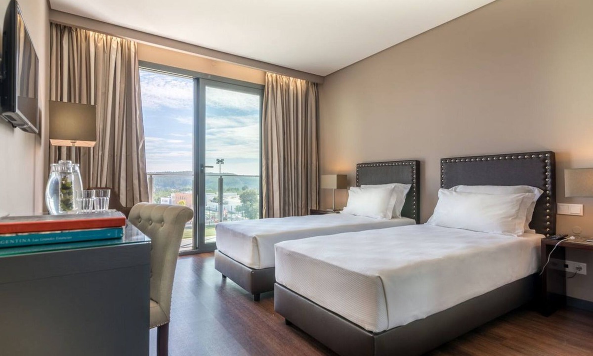 Ferreira do Zezere Hotel | Casa do Adro Hotel