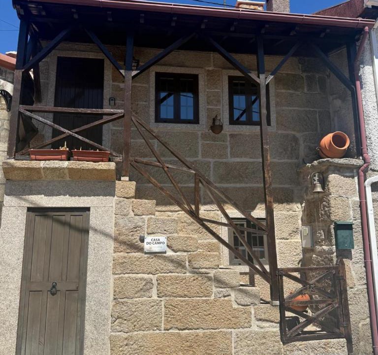 Montalegre House | Casa do Campo