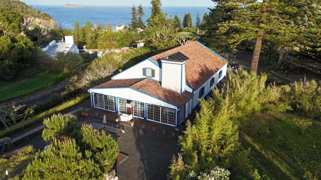 Caloura House | Casa do Monte – Sea sight
