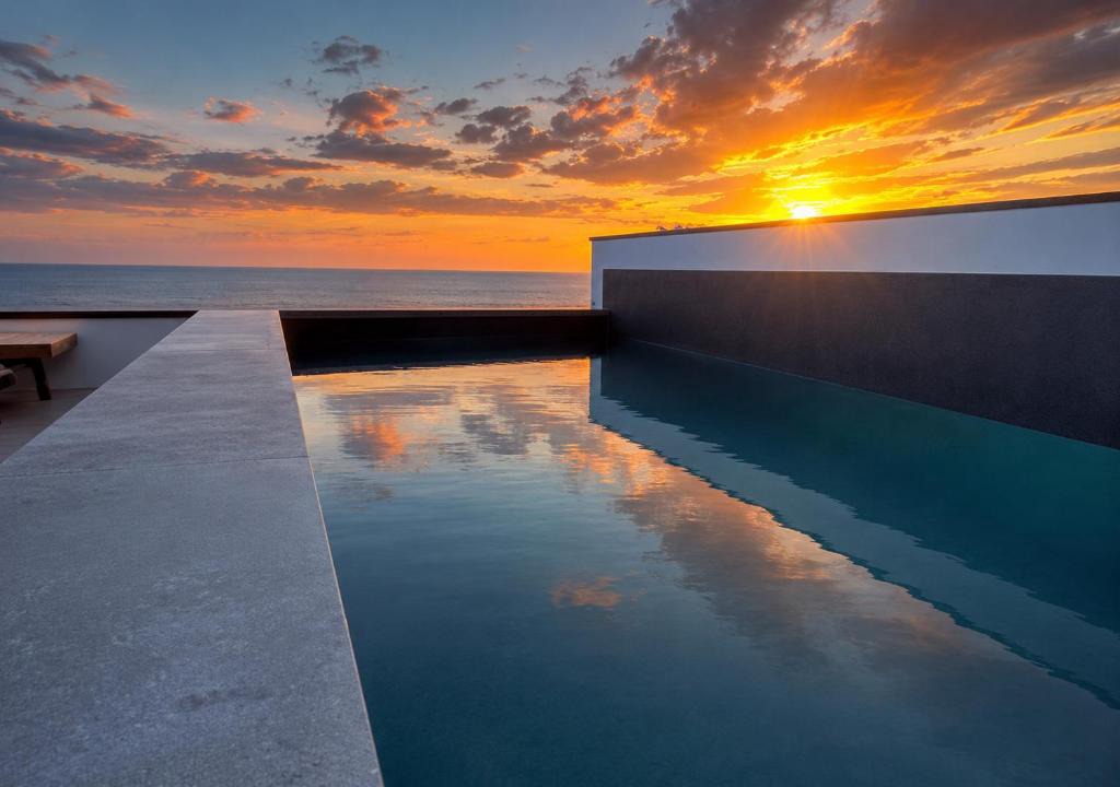 Jardim do Mar House | Casa do Sol by Amazing Madeira