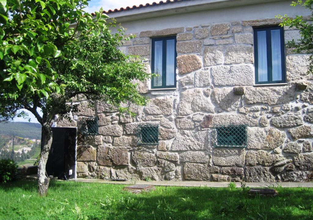 Galegos House | Casa dos Bisavós- Slow Down na rota do Românico