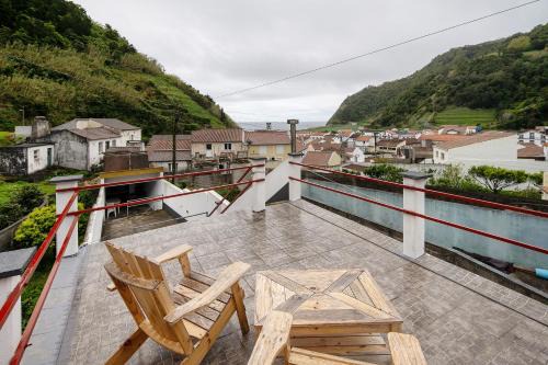 Faial Da Terra House | Casa Girasol