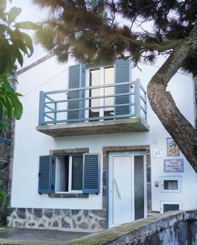 Mosteiros House | Casa Mamã e Papá