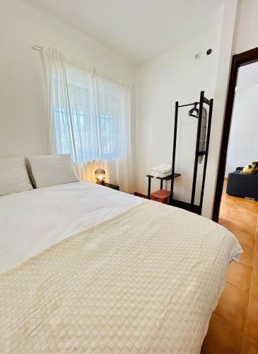 Freiria Apartment | Casa Martins Country Apt 3 - Private parking & WiFi