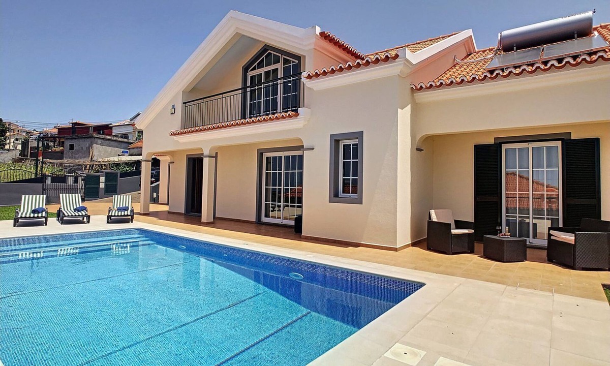 Ponta do Sol House | Casa Mes Amis by LovelyStay