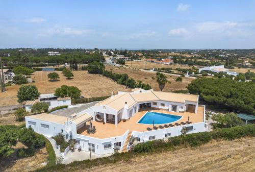 Caramujeira Villa | Casa Monte da Vinha