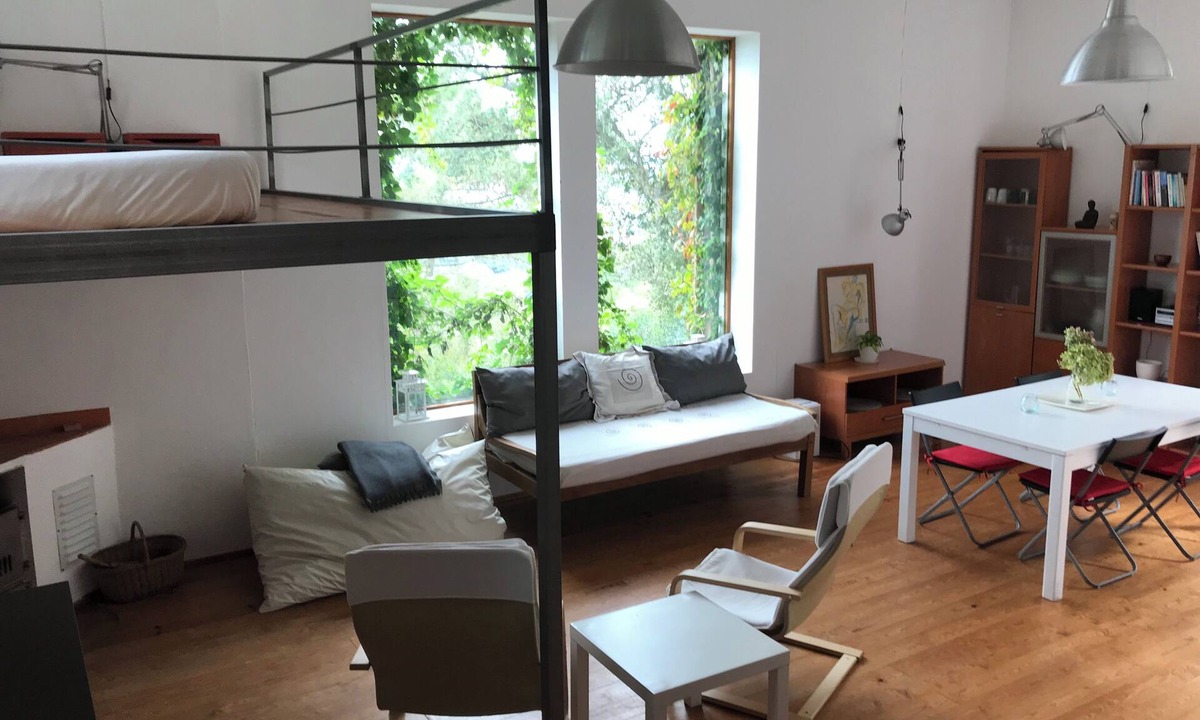 Monserrate Apartment | CASA NAS NUVENS - ARTISTS STUDIO. Views to Sintra mountain and Atlantic coast