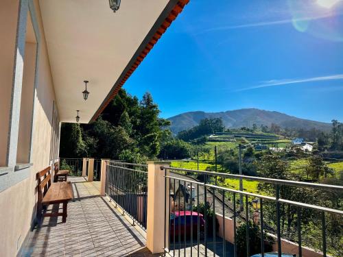 Santana House | Casa Os Manos - Hikers Lodge
