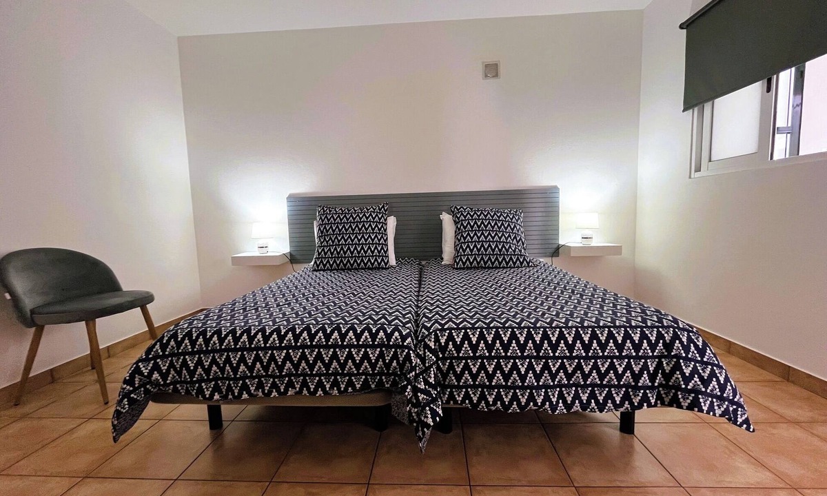 Machico House | Casa Pão - walking distance from the city centre, free parking for two cars