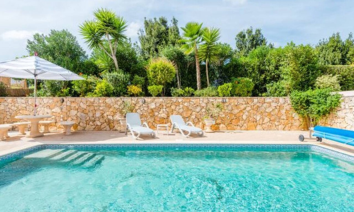 Funchal House | Casa Rosa at Boavista Resort by Interhome