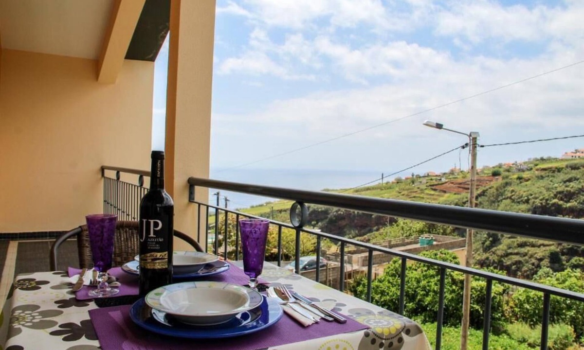 Estrela da Calheta Apartment | Casa Simão Holidays at Calheta