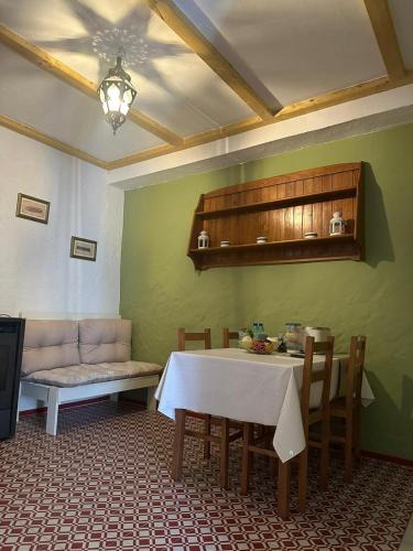 Sao Martinho das Amoreiras Apartment | Casa tio Manuel