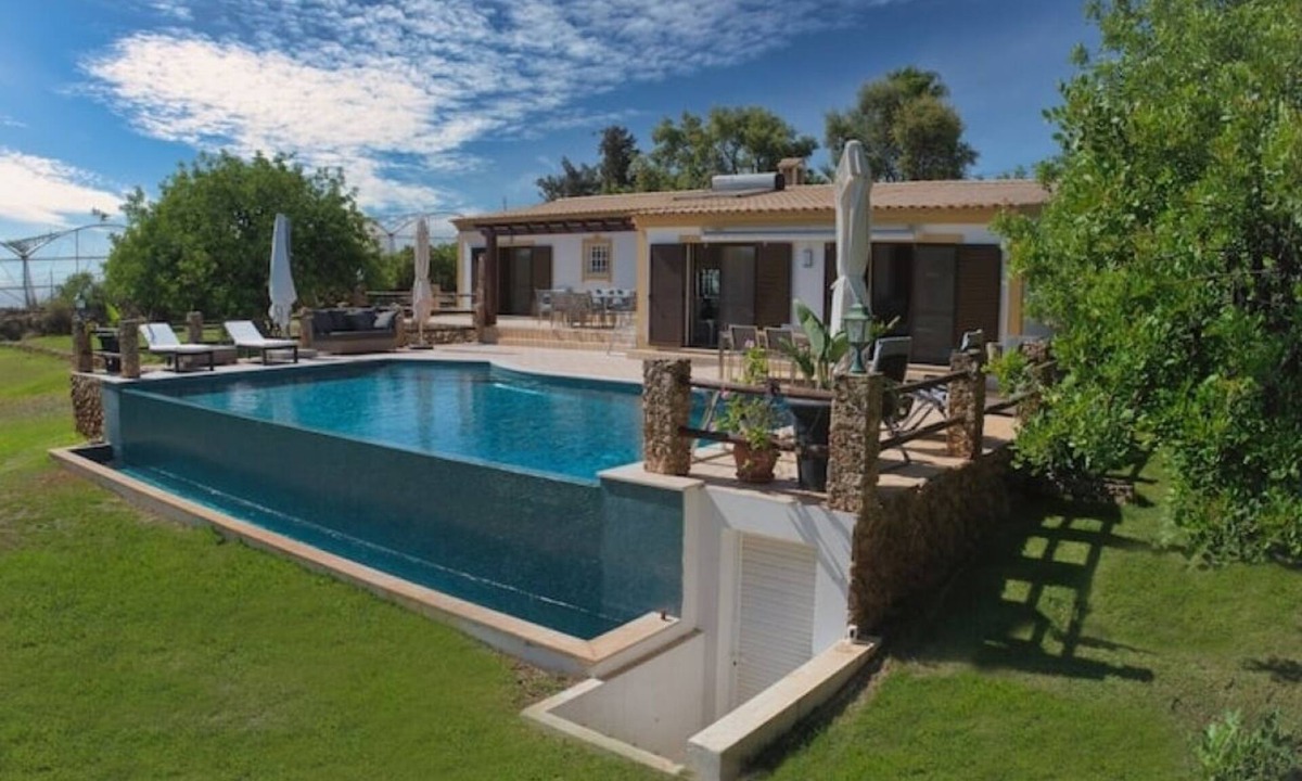 Loule Villa | Casa Tranquility with beautiful pool