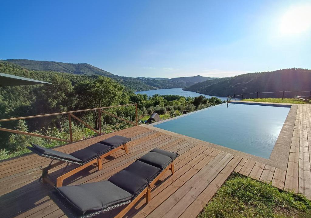 Castelo de Paiva House | Casas de Gondarem by the Douro Valley