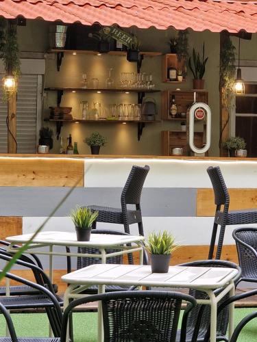 Santo Antonio Hostel | Castilho 63 Hostel & Suites