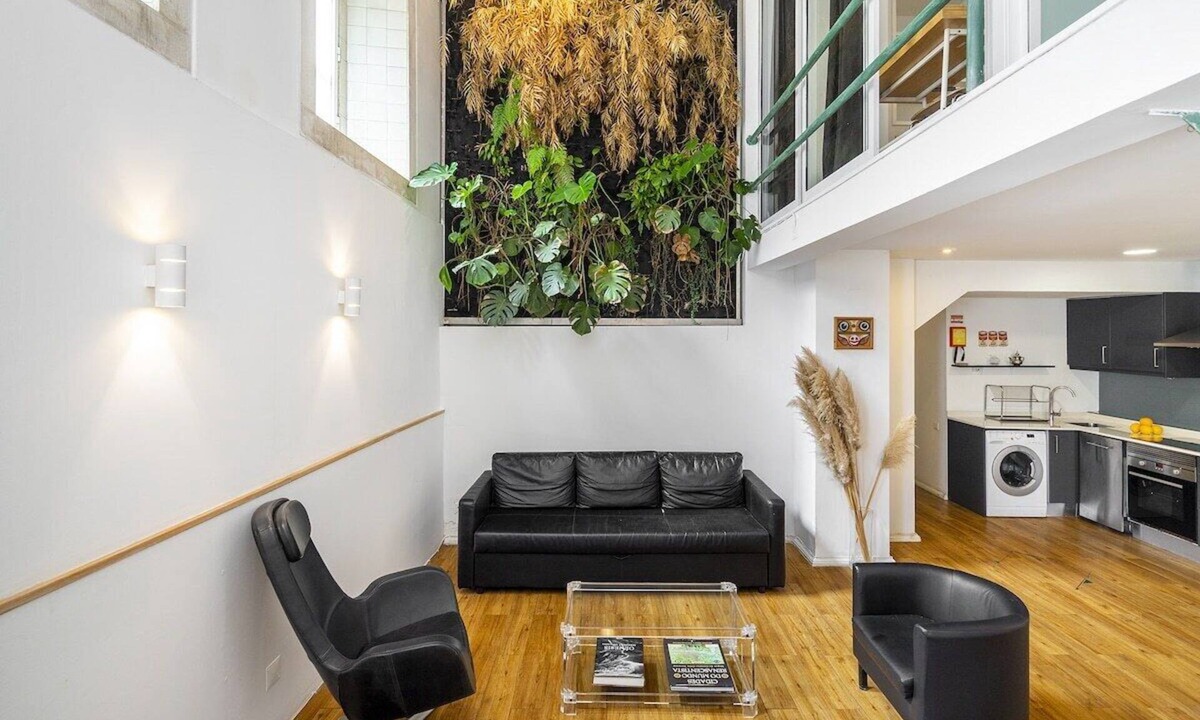 Santos Apartment | Central 1-Bedroom Loft perfect to Explore Lisbon