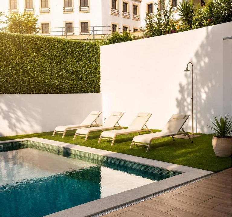 Se Apartment | Central Living & Pool