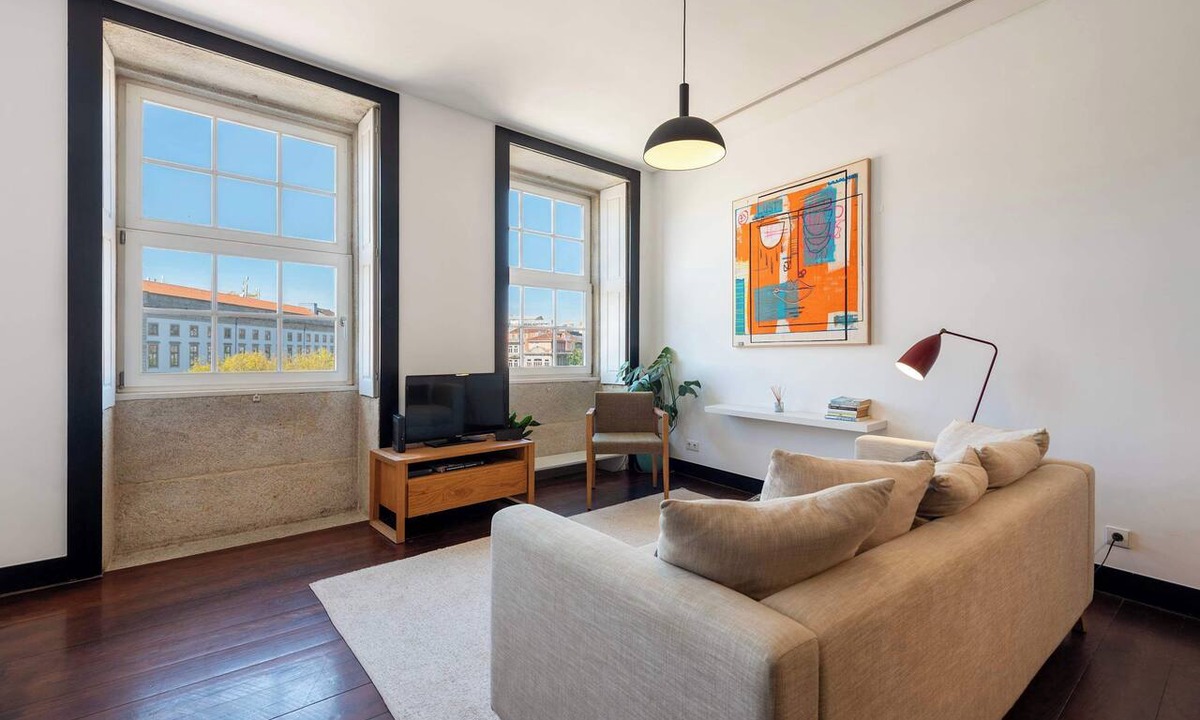 Centro / Baixa Apartment | Charming Studio Next to Clérigos Tower in Porto Historic Center