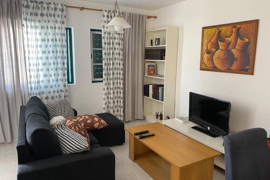 Vila Nova de Santo Andre House | Cheerful 3-bedroom residential home