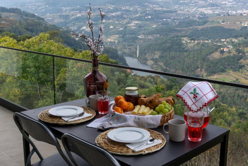 Resende House | Cherry Douro Hill