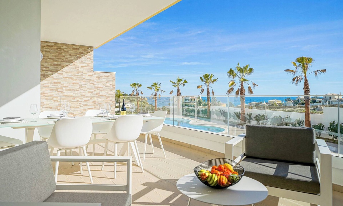 Porto de Mos Apartment | Cliff View luxury apartment - Lote 99 Block A