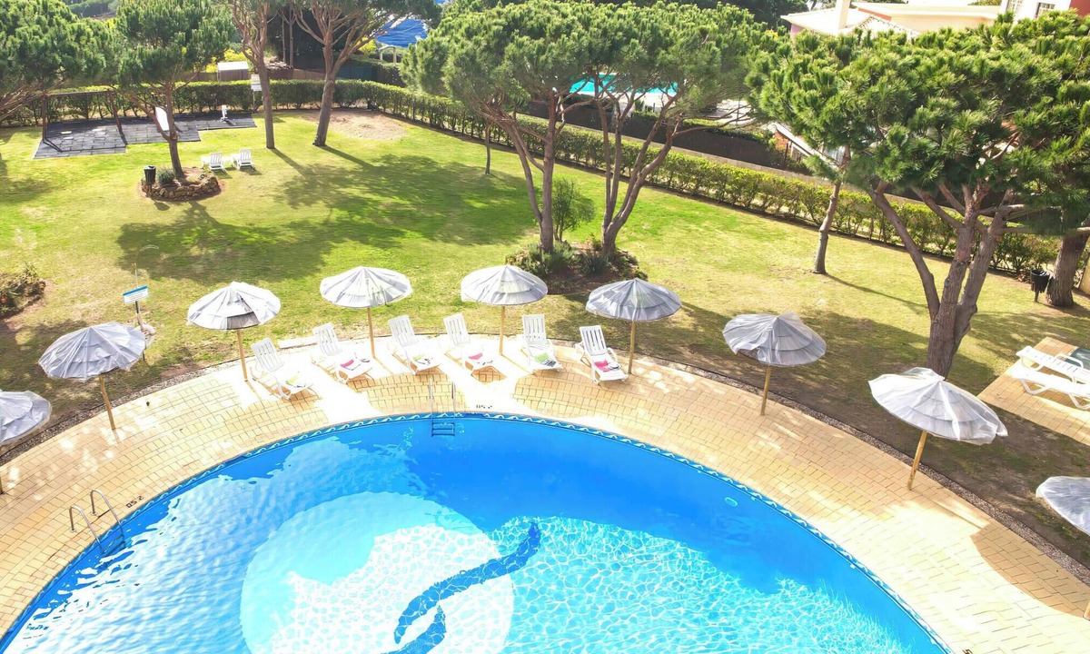 Oura Apartment | Comfortable apartment with pool in Albufeira