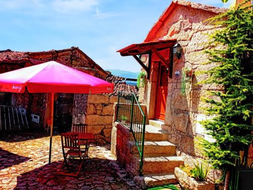 Lindoso House | Comfortable house in Lindoso, stunning mountain view