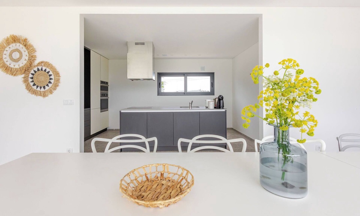 Cadaval Villa | Condition as new: VILLA DISIGNATIVE SILVERCOAST PORTUGAL - INFINITE HEATED SWIMMING POOL