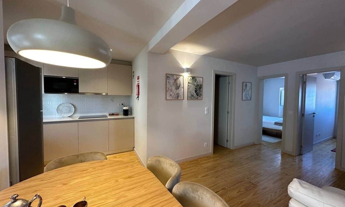 Coimbra City Centre Apartment | CorpusChristi 35-23