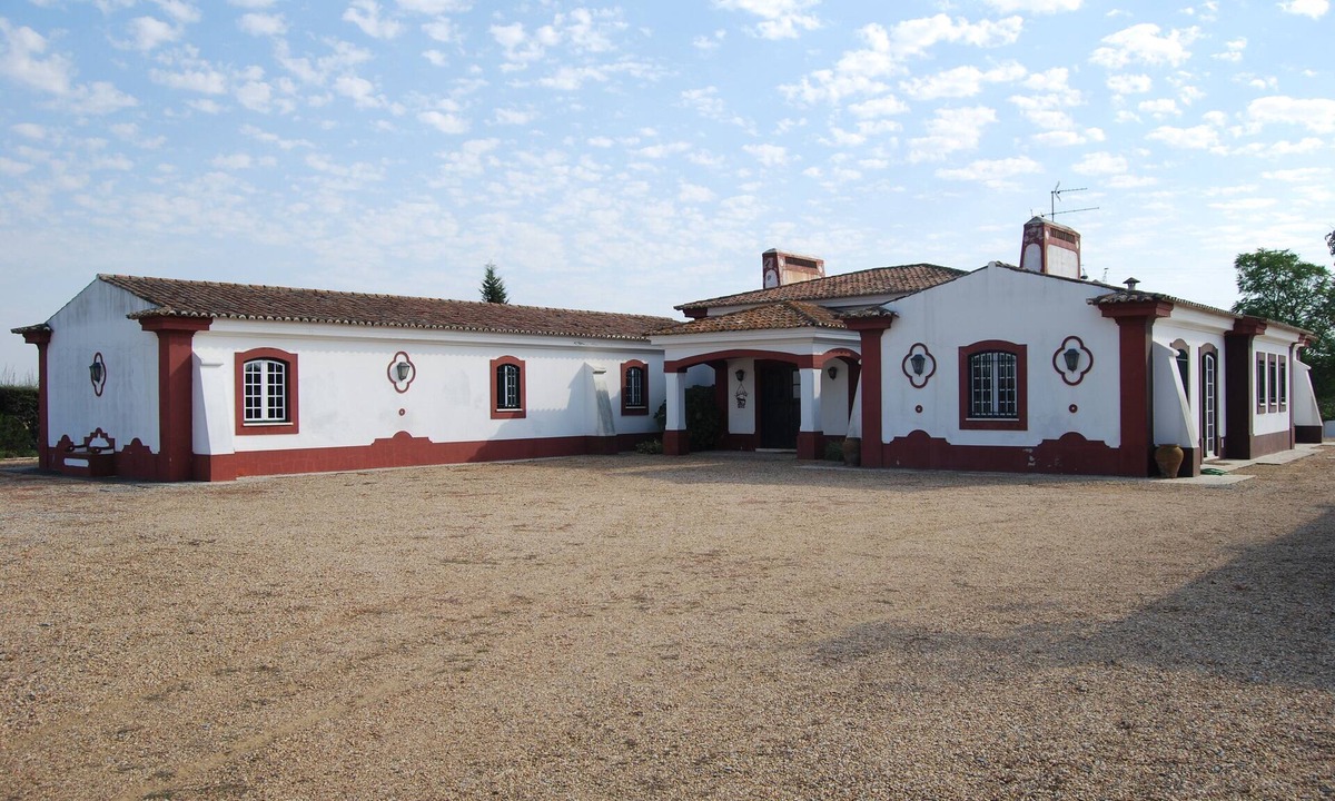 Montemor-o-Novo Cottage | Cottage for 1 or 2 families with pool