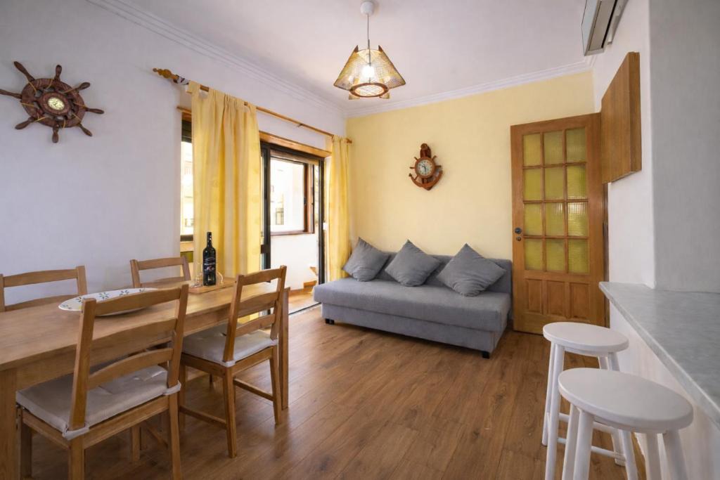 Costa de Caparica Apartment | Cozy apartment near the beach in Costa de Caparica