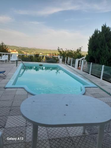 Pinhel House | cupido feeling nomad