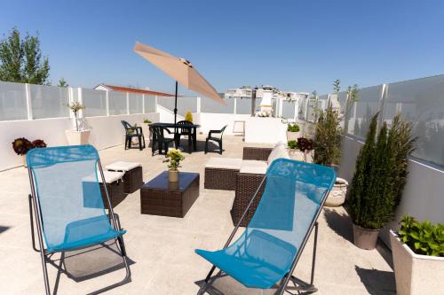 Vila Nova de Gaia House | Douro Garden & Rooftop Home