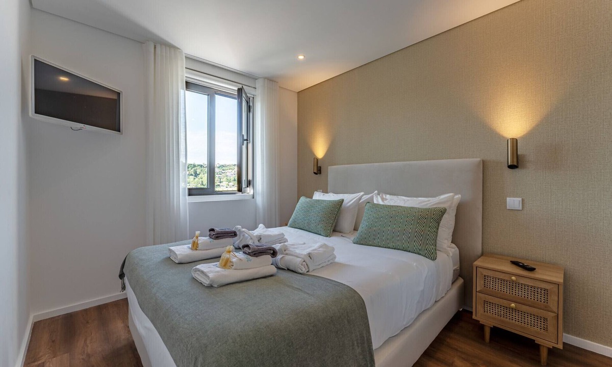 Porto Apartment | Douro View Charming Apartment Duplex by YourHost