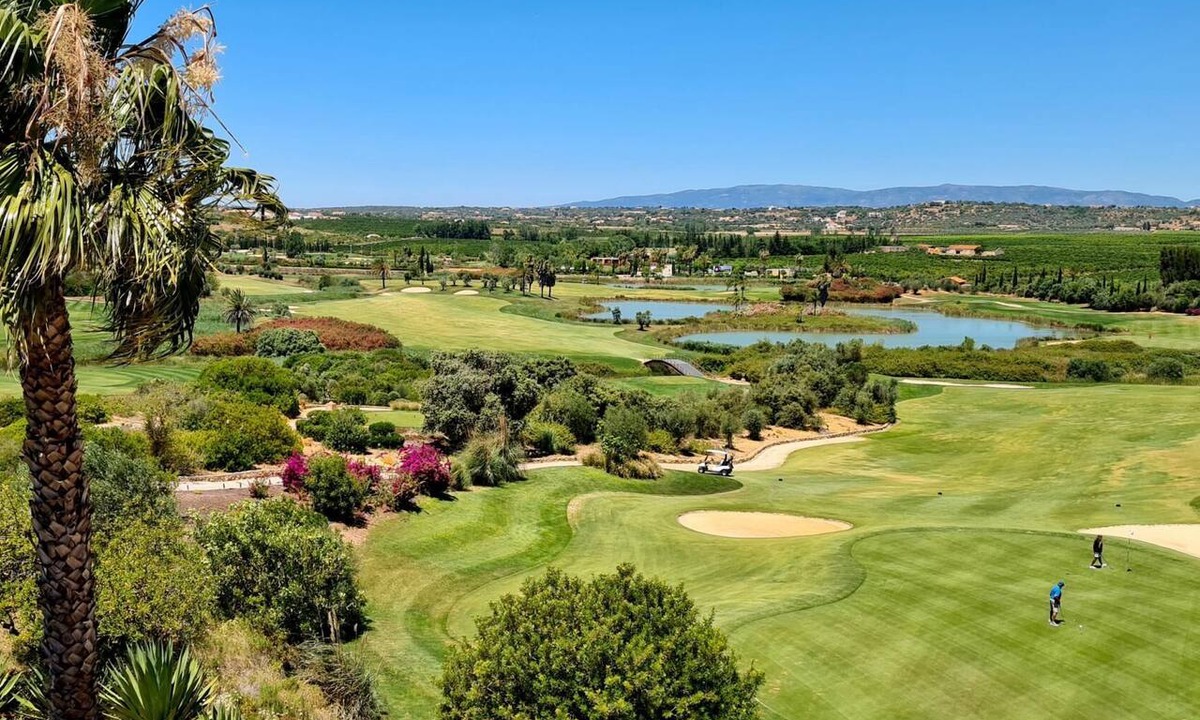 Vale do Garrao Villa | Dunas Douradas Beach Villa by Rentals in Algarve