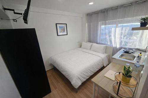 Alferrarede Apartment | Duo Studio - Cozinha Privativa - AC - WC Partilhado - Eficácia Living - Abrantes