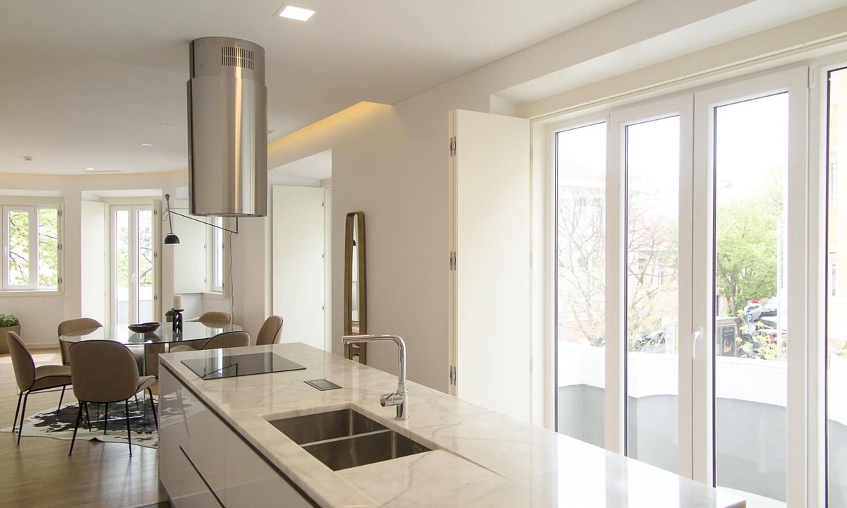 Sao Sebastiao da Pedreira Apartment | Eduardo VII Park Great Bright Apt with AC