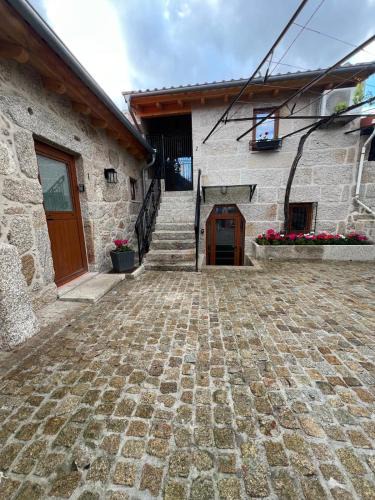 Soajo House | Eido de Bairros - Casa Vinha da Touça T1
