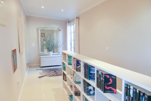 Porto Moniz Apartment | Elegant Apartment in Levada Grande + Terrace + 120 m²