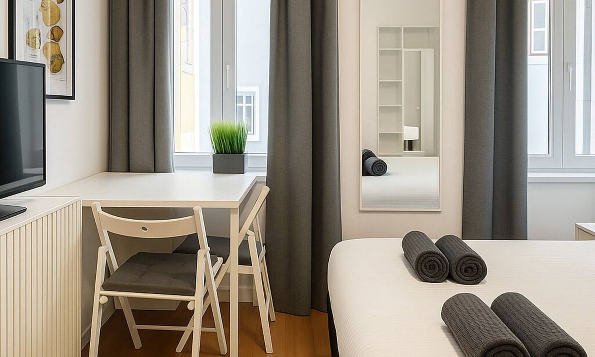 Bairro Alto Apartment | Elegant Studio flat in Central Lisbon